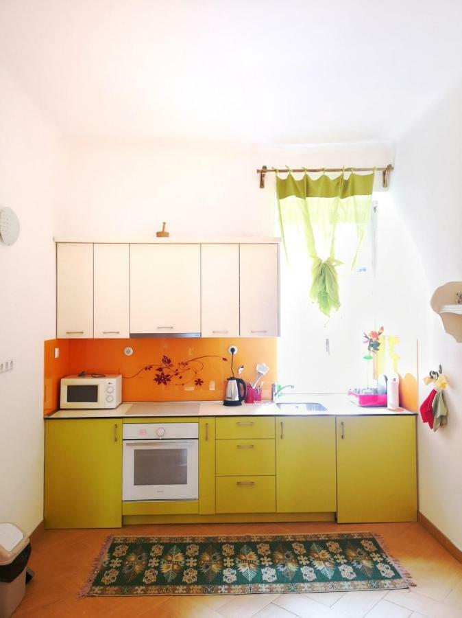 Crown Apartment ซาราเยโว ภายนอก รูปภาพ