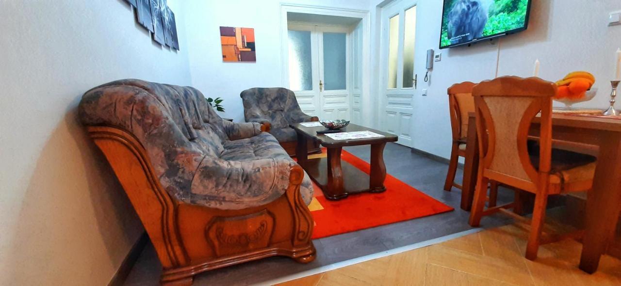Crown Apartment ซาราเยโว ภายนอก รูปภาพ