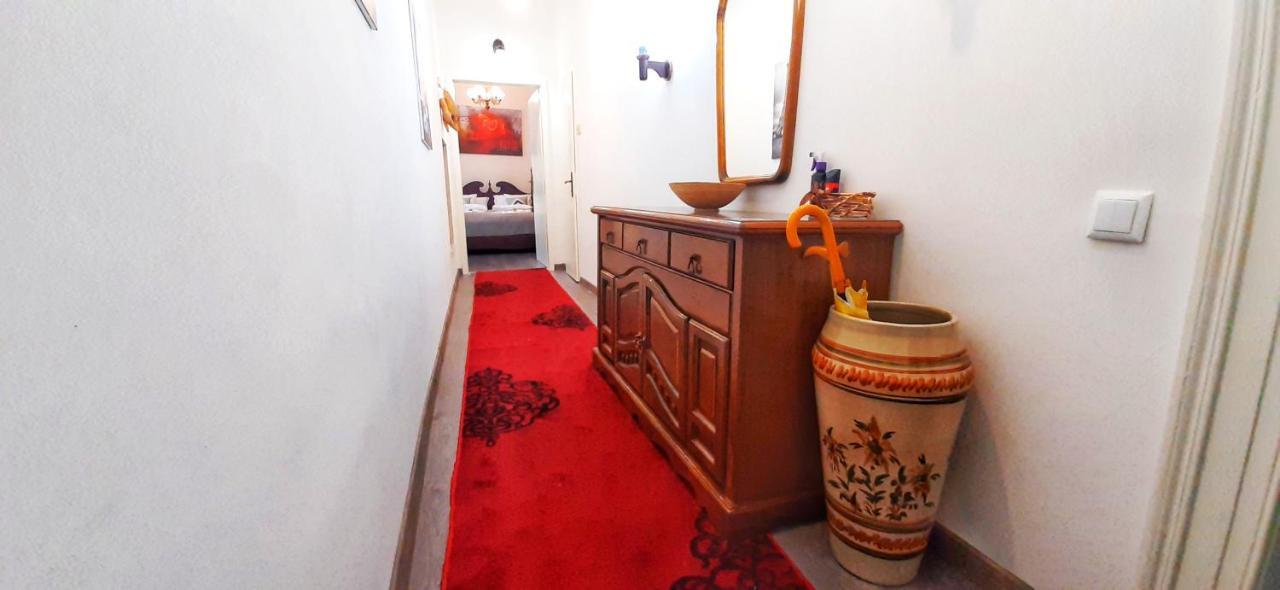 Crown Apartment ซาราเยโว ภายนอก รูปภาพ
